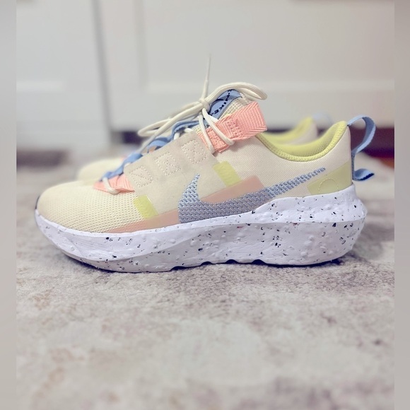 Nike Crater Impact Sneakers - Picture 2 of 8